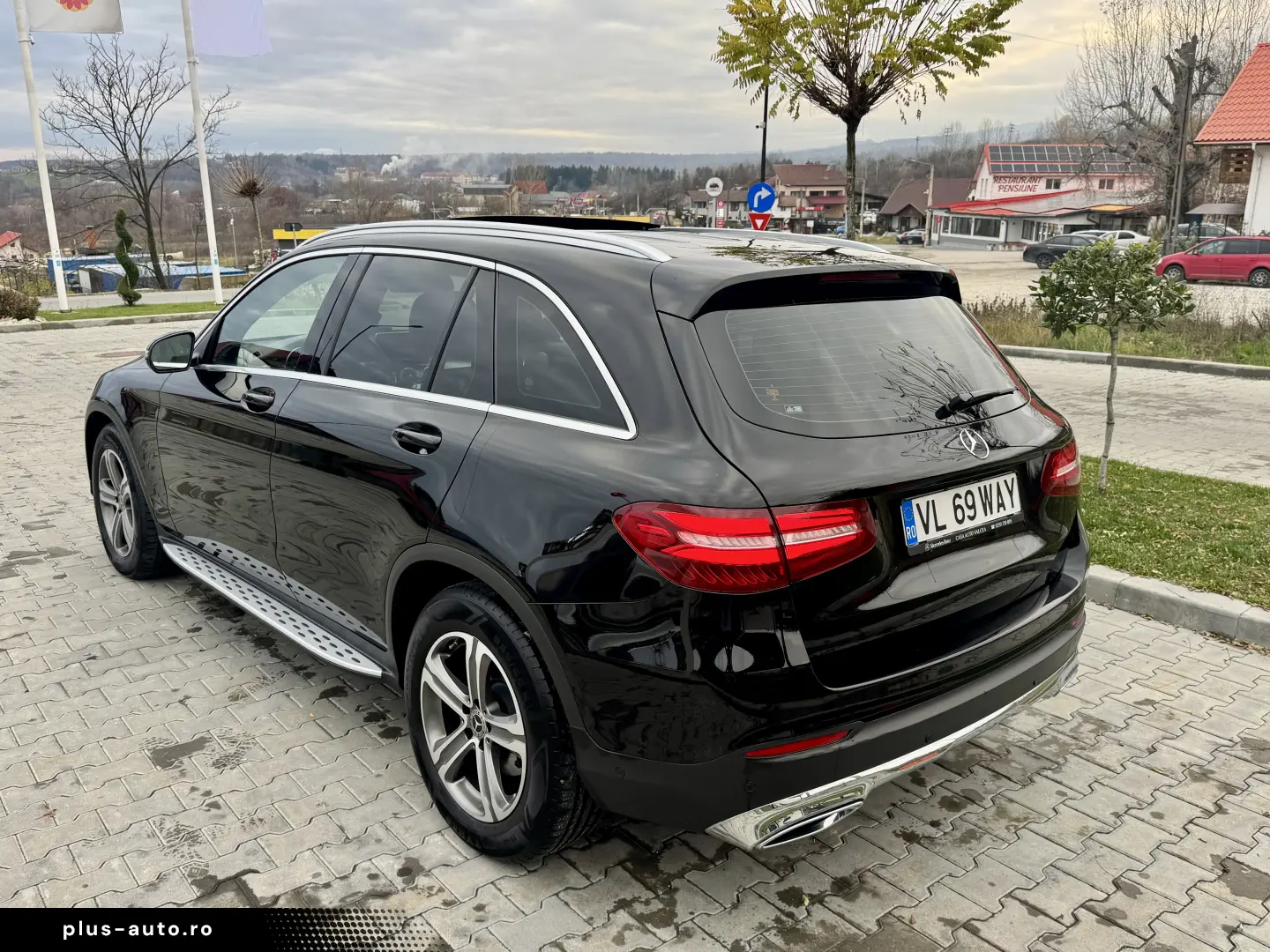 Mercedes-Benz GLC 220