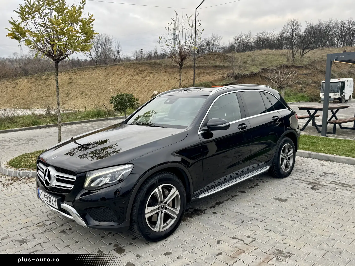 Mercedes-Benz GLC 220