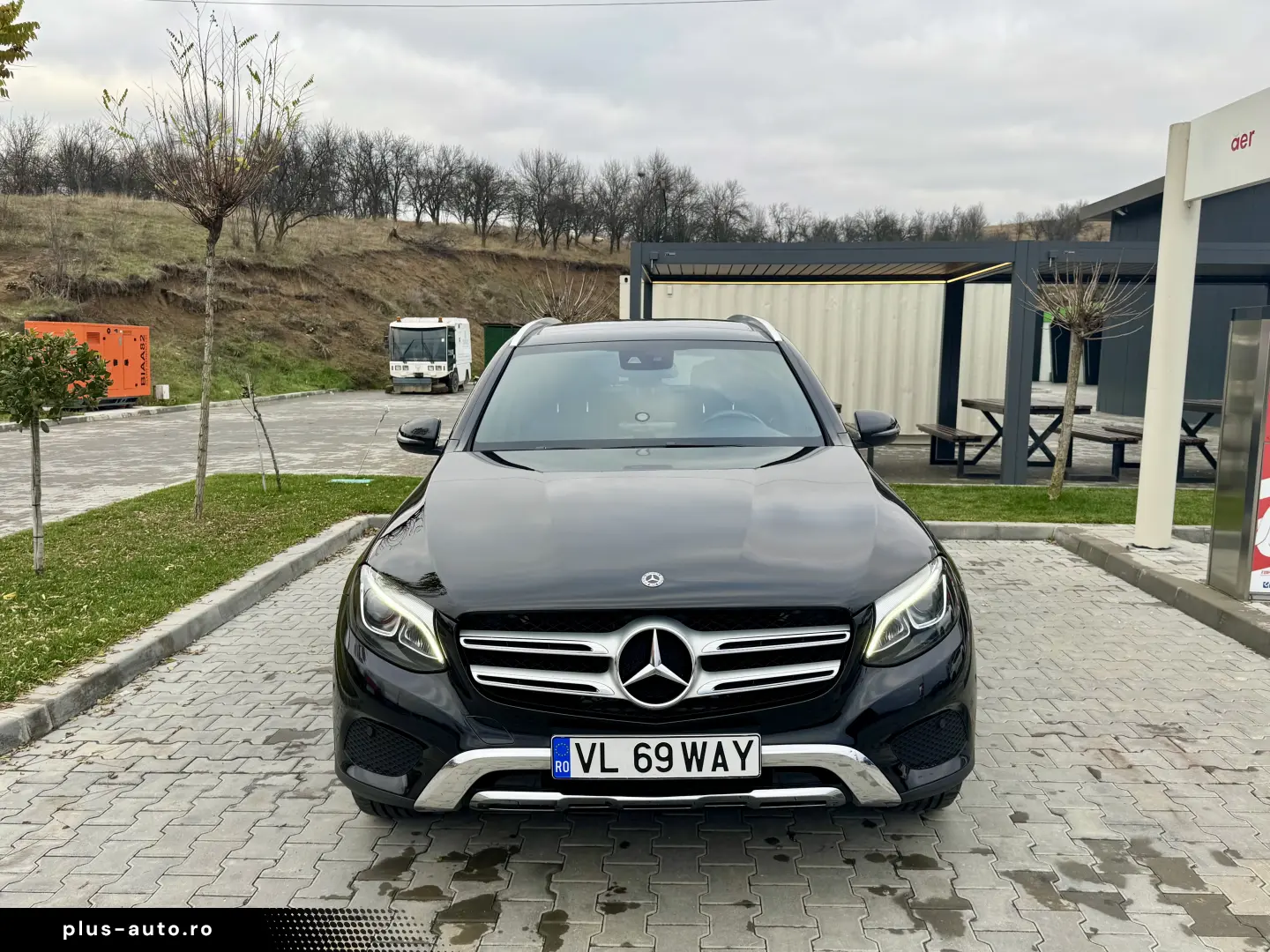 Mercedes-Benz GLC 220