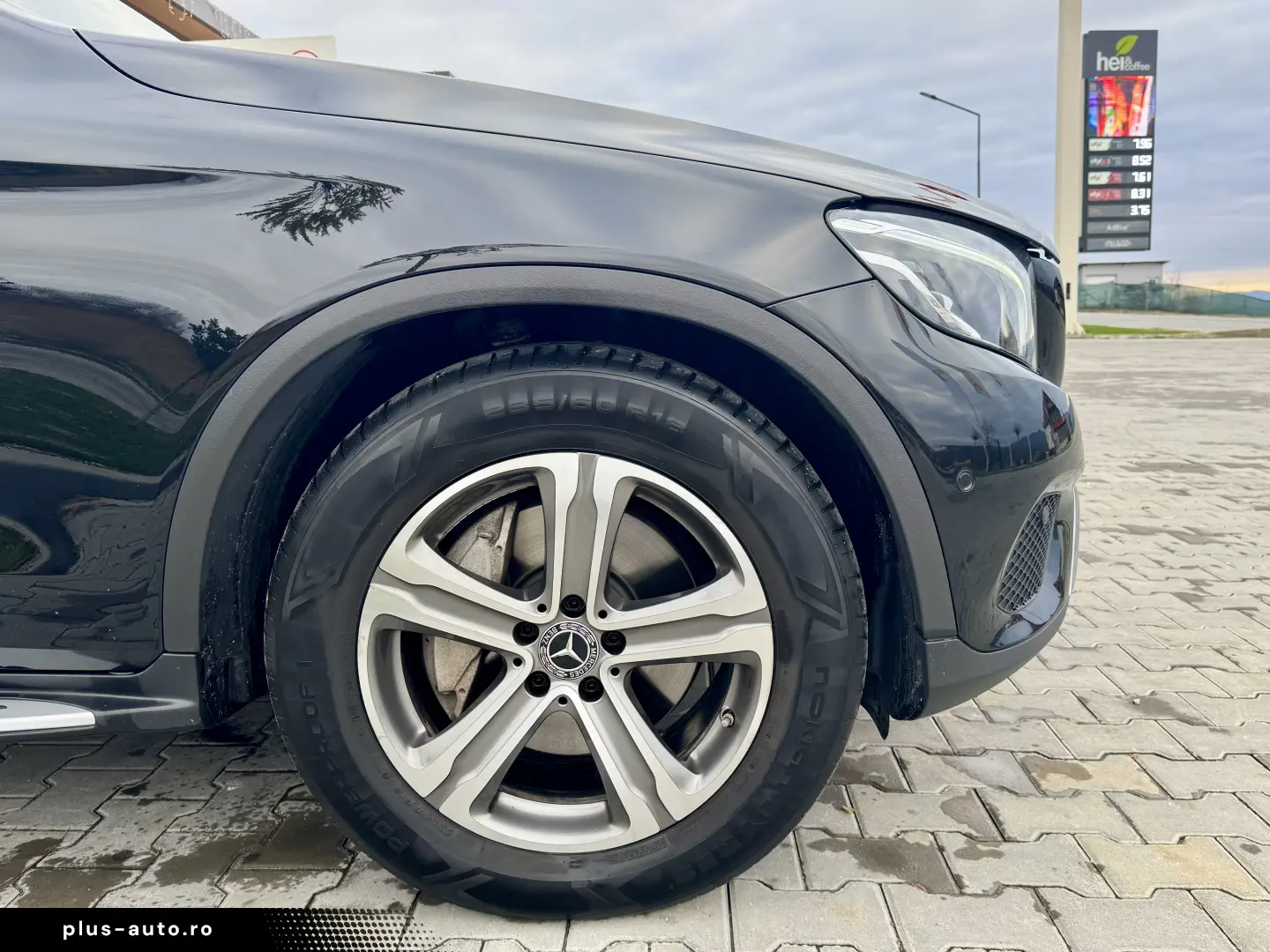 Mercedes-Benz GLC 220