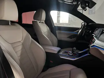 BMW M440 i xDrive GC M SPORT PRO AHK HuD LED H&K DAB