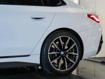 BMW M440i xD GC GLASDACH LASER ACC HuD AHK 360  KEYL