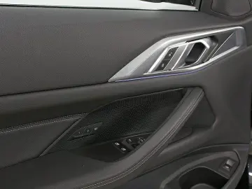 BMW M440i xDr Coupé ACC LiveCockpit HuD LED DAB