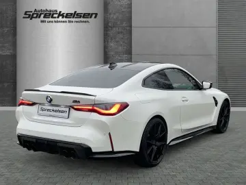 BMW M4 3.0 xDrive Competition Driving Assistant Prof