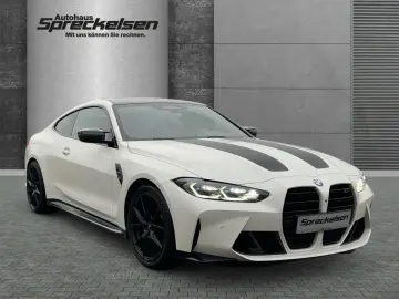 BMW M4 3.0 xDrive Competition Driving Assistant Prof