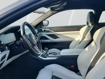 BMW M4 Coupe Competition Laser Carbonpaket HUD