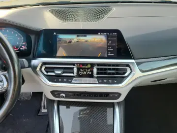 BMW M4 Coupe Competition Laser Carbonpaket HUD