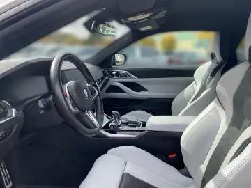 BMW M4 Competition M xDrive Coupé  M POWER