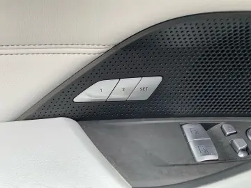 BMW M4 Competition M xDrive Coupé  M POWER