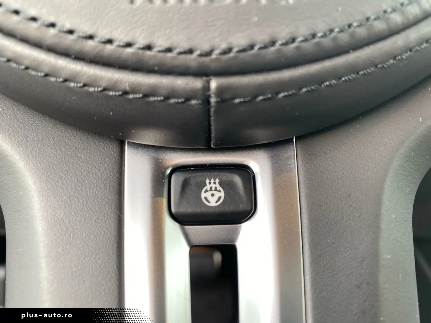 BMW M4 Competition M xDrive Coupé  M POWER