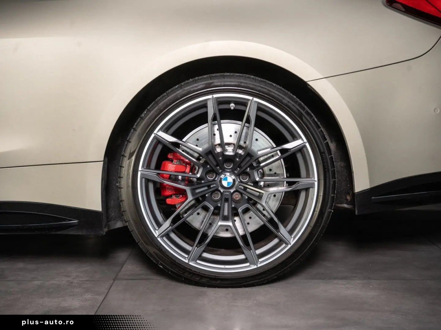 BMW M4 Competition Coupe  CARBON SCHALENSITZ H&K HUD