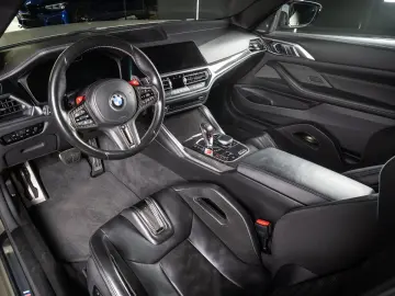 BMW M4 Competition Coupe  CARBON SCHALENSITZ H&K HUD