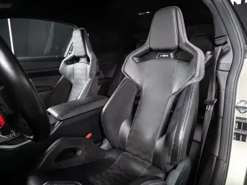 BMW M4 Competition Coupe  CARBON SCHALENSITZ H&K HUD