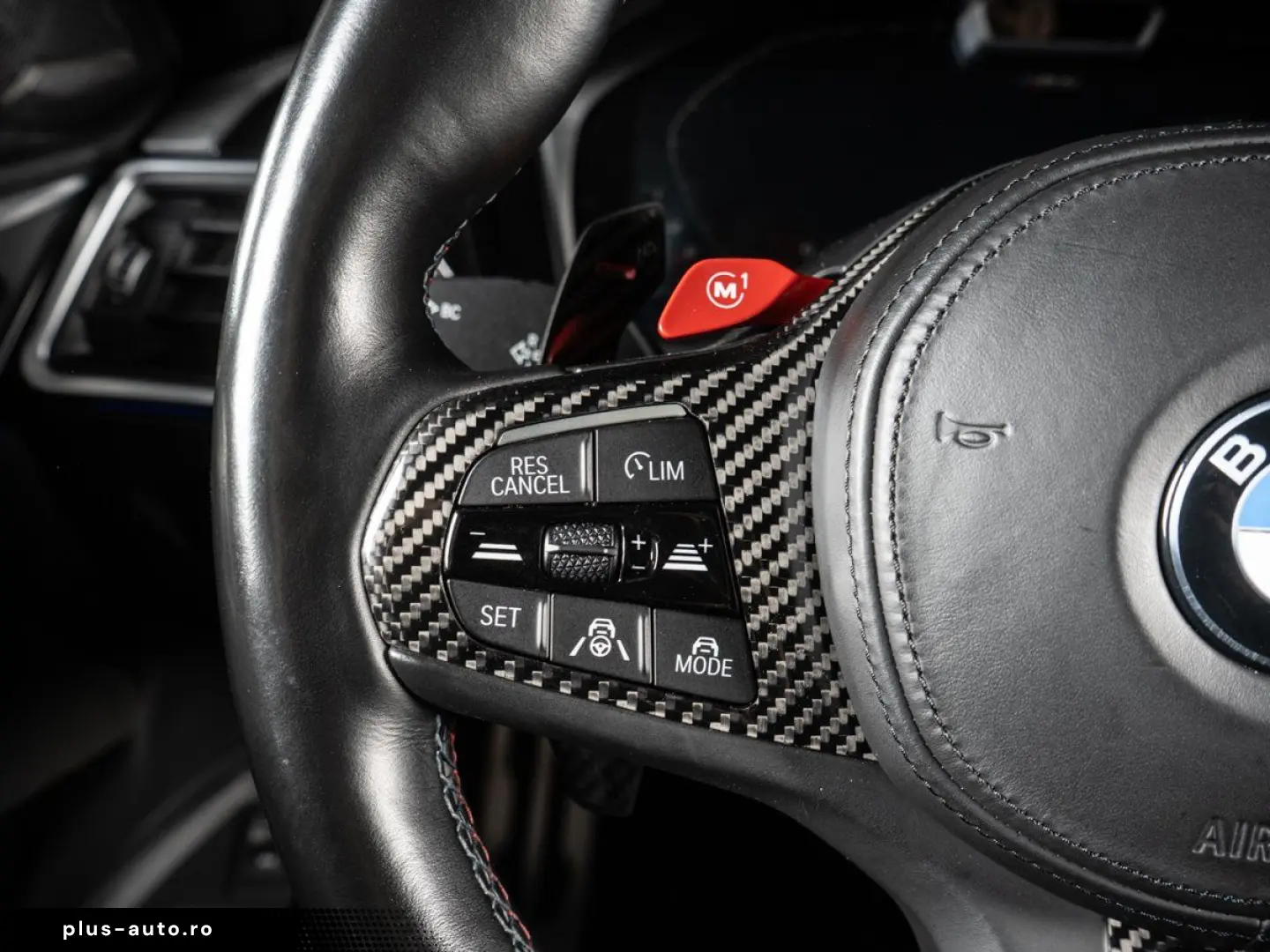 BMW M4 Competition Coupe  CARBON SCHALENSITZ H&K HUD