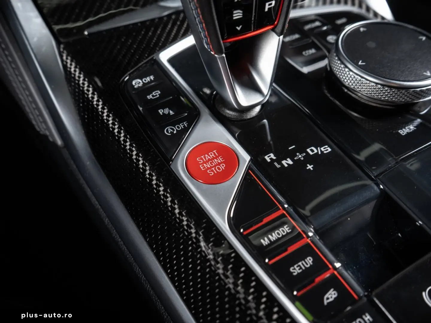 BMW M4 Competition Coupe  CARBON SCHALENSITZ H&K HUD