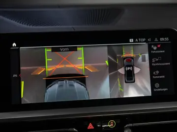 BMW M4 Competition Coupe  CARBON SCHALENSITZ H&K HUD