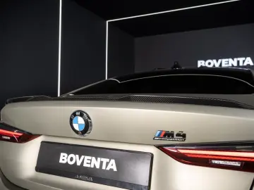 BMW M4 Competition Coupe  CARBON SCHALENSITZ H&K HUD