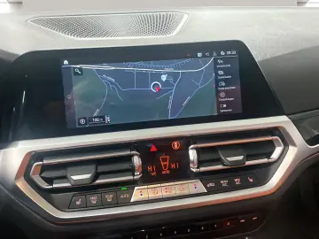 BMW M4 Competition M xDrive Cabrio Harman K Head-Up