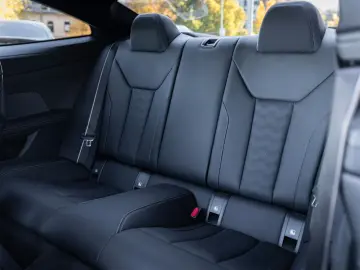 BMW M4 Baureihe M4 Coupe Competition