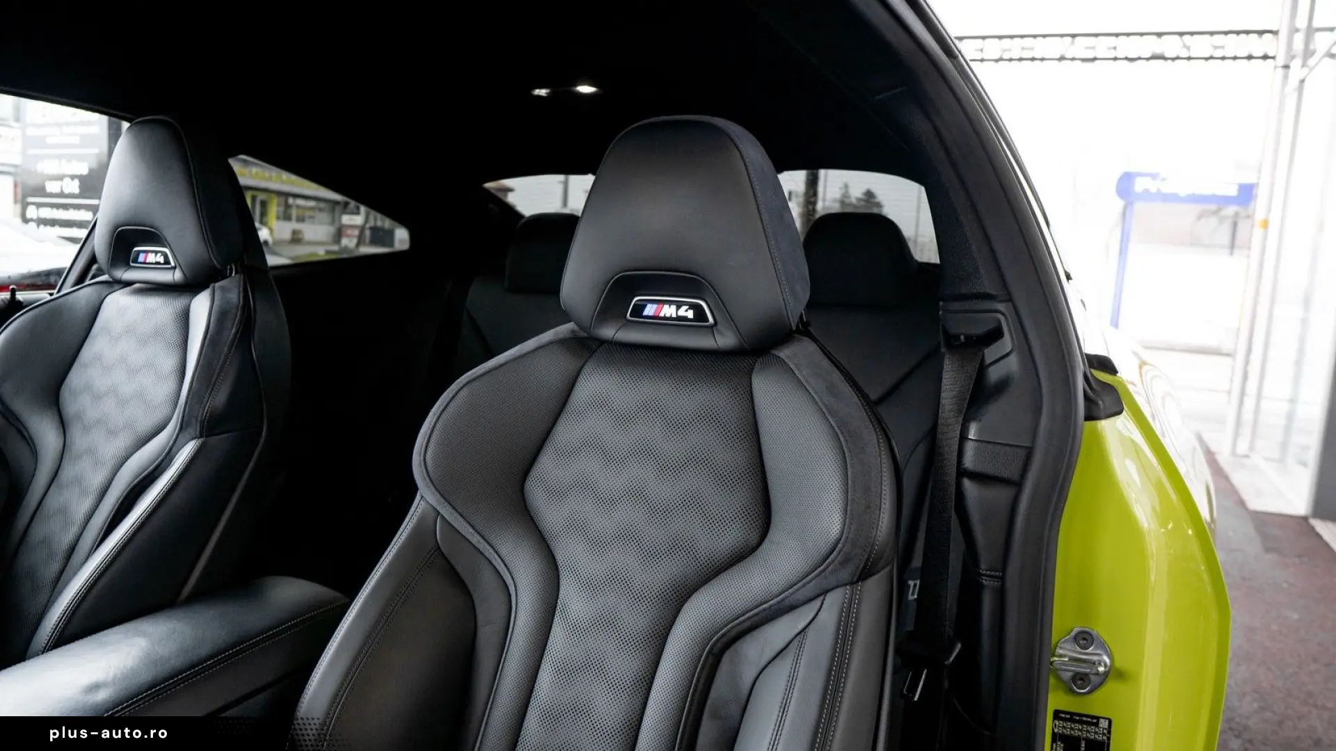 BMW M4 COMPETITION 360  H&K CARBON SPUR NAVI