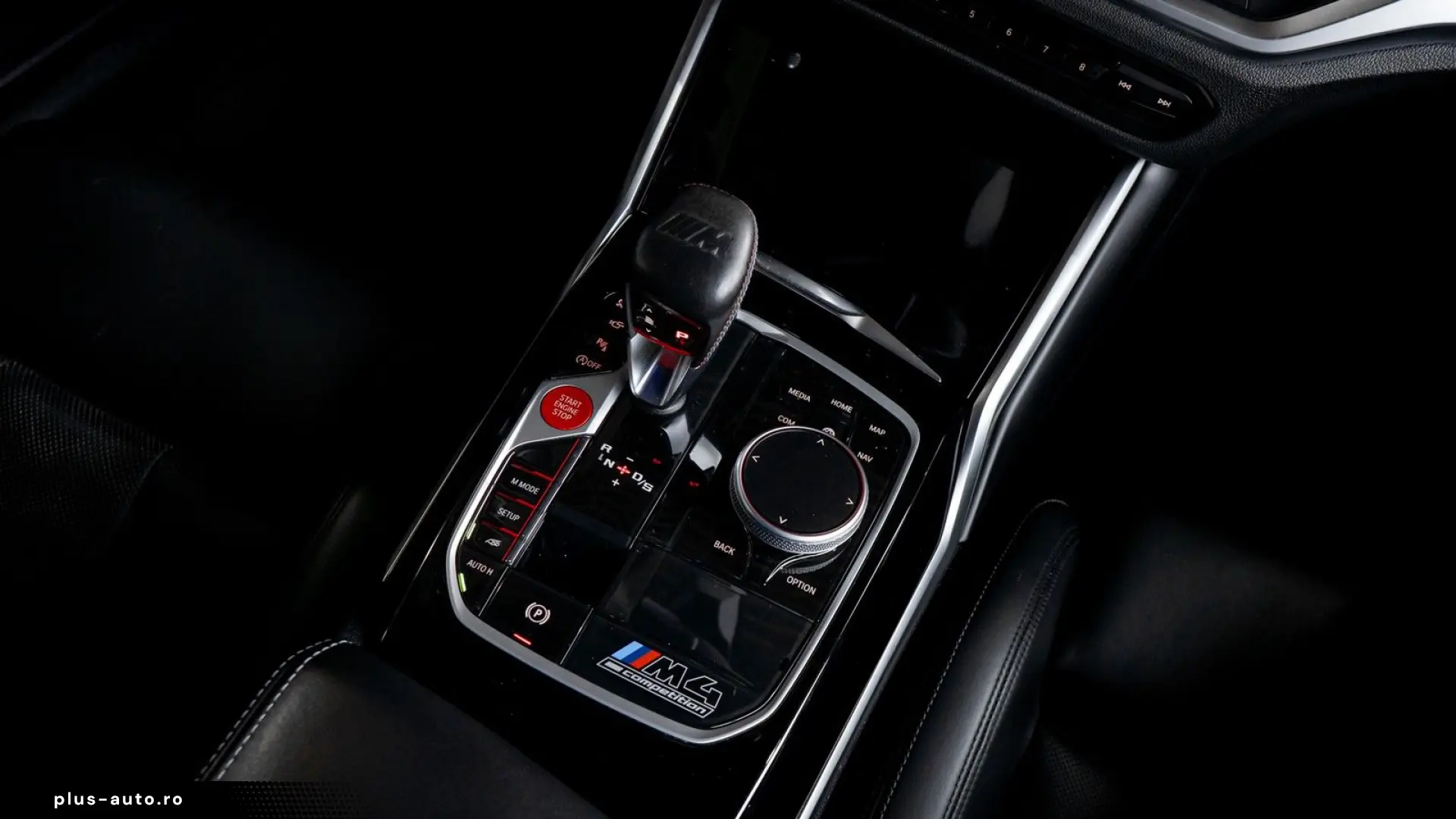 BMW M4 COMPETITION 360  H&K CARBON SPUR NAVI