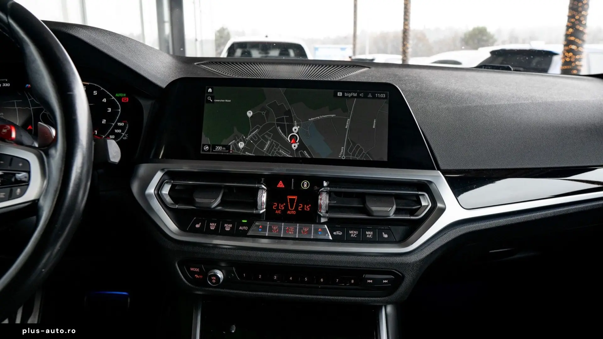 BMW M4 COMPETITION 360  H&K CARBON SPUR NAVI