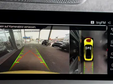 BMW M4 COMPETITION 360  H&K CARBON SPUR NAVI