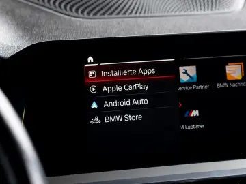 BMW M4 COMPETITION 360  H&K CARBON SPUR NAVI