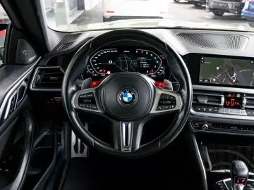 BMW M4 COMPETITION 360  H&K CARBON SPUR NAVI