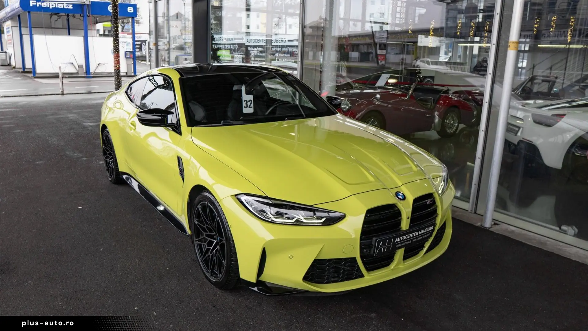 BMW M4 COMPETITION 360  H&K CARBON SPUR NAVI