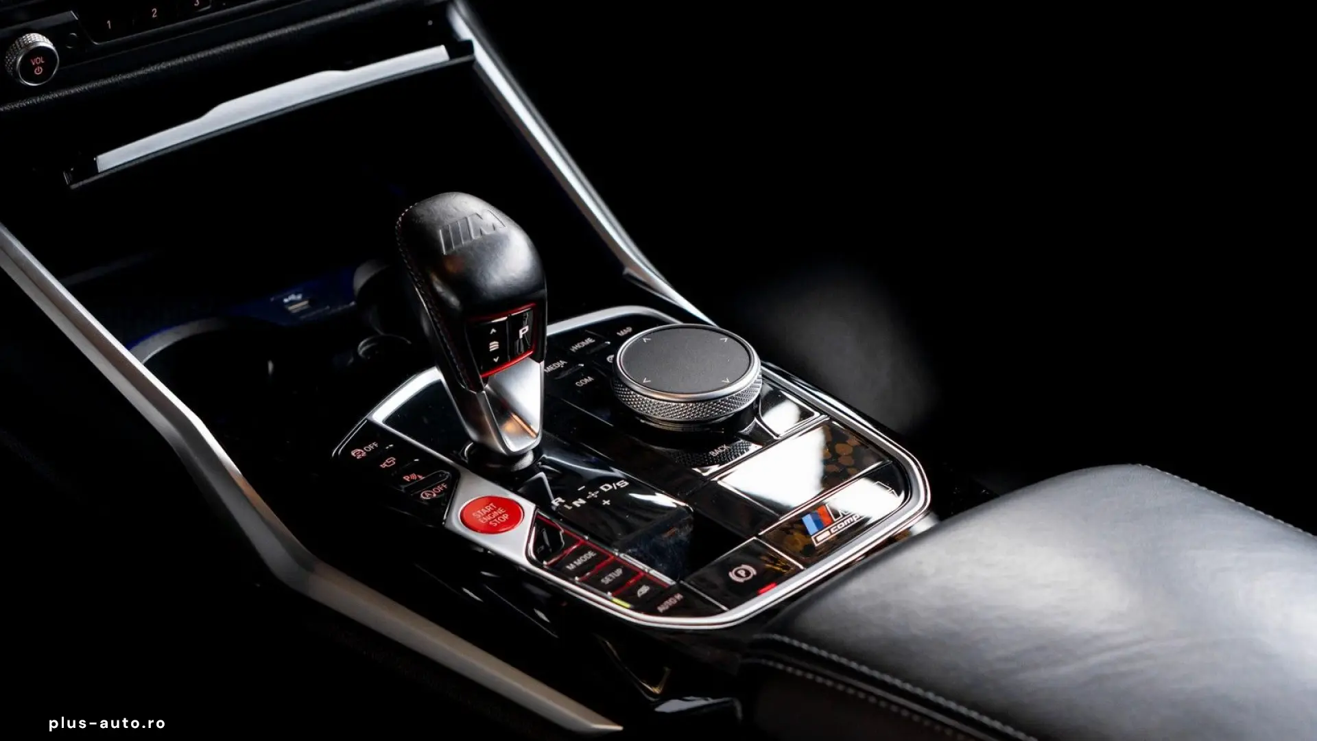 BMW M4 COMPETITION 360  H&K CARBON SPUR NAVI