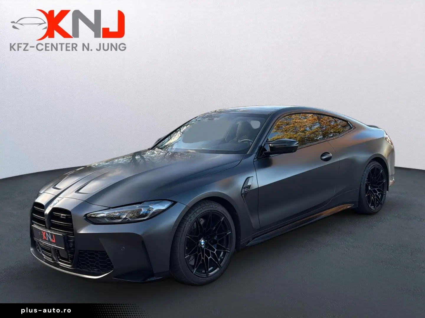 BMW M4 Coupe xDrive Competition   Premium Selection