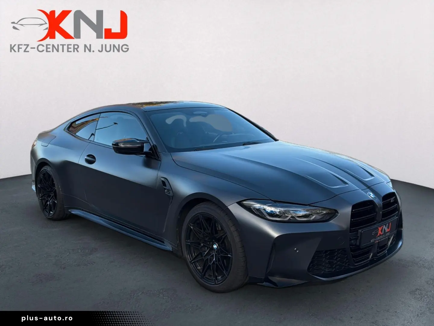 BMW M4 Coupe xDrive Competition   Premium Selection