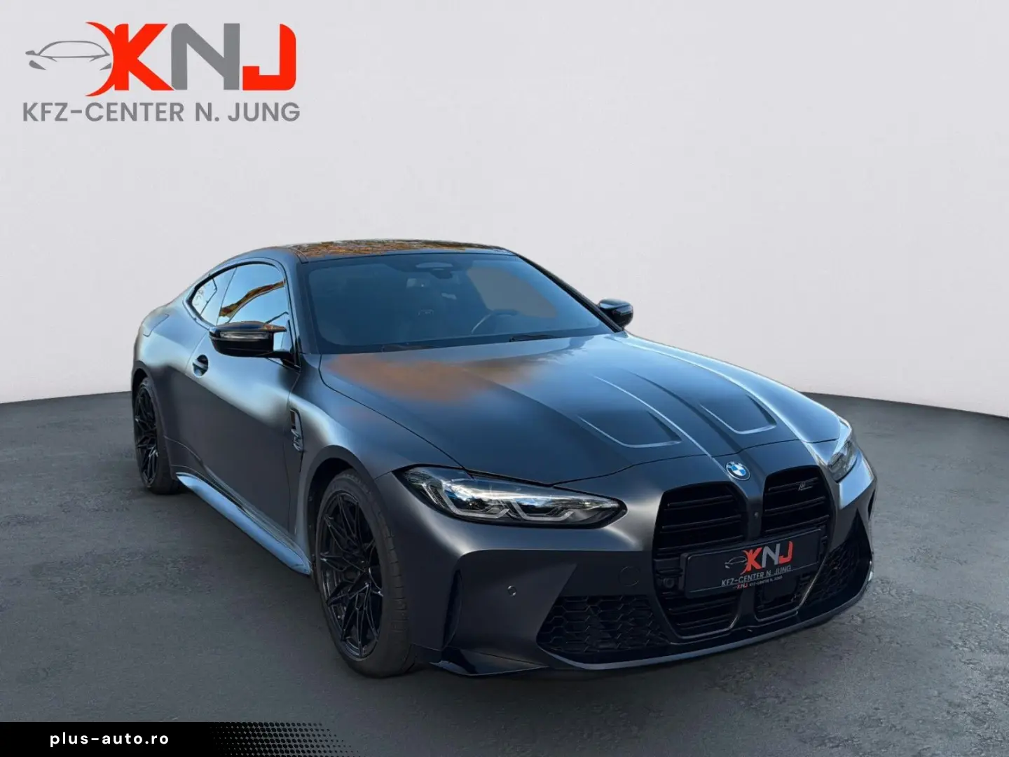 BMW M4 Coupe xDrive Competition   Premium Selection