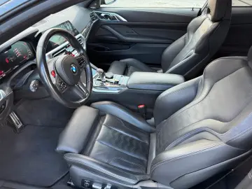 BMW M4 Coupe xDrive Competition   Premium Selection