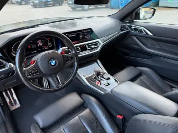 BMW M4 Coupe xDrive Competition   Premium Selection