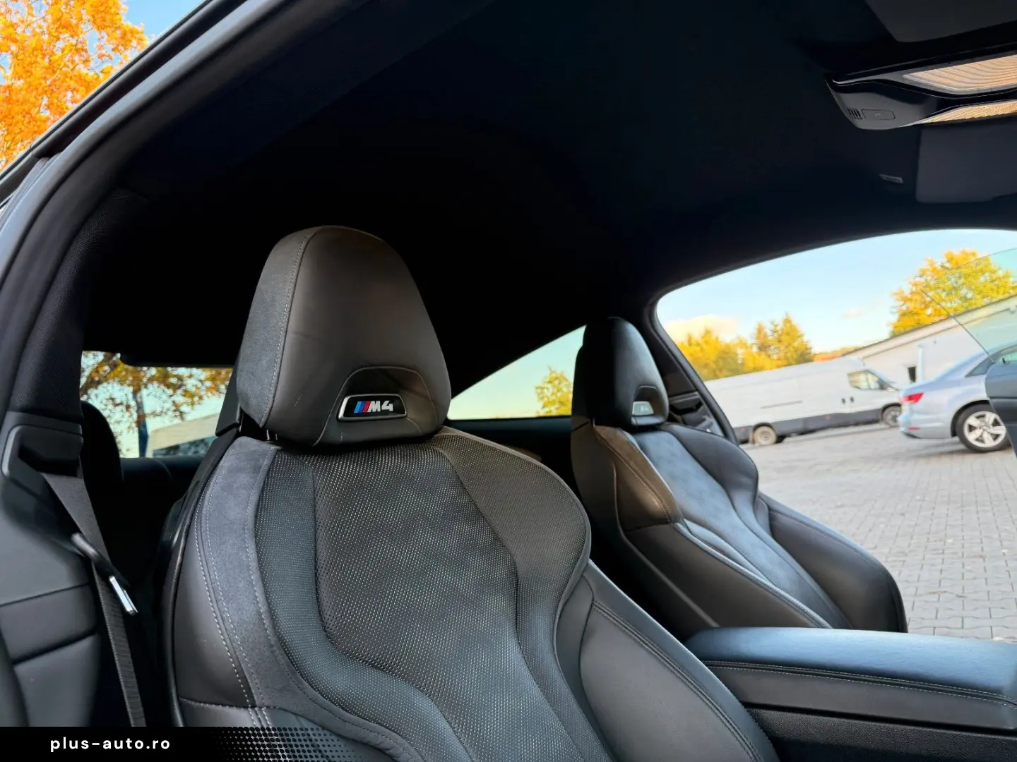 BMW M4 Coupe xDrive Competition   Premium Selection