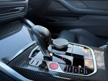 BMW M4 Coupe xDrive Competition   Premium Selection