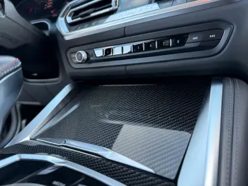 BMW M4 Coupe xDrive Competition   Premium Selection