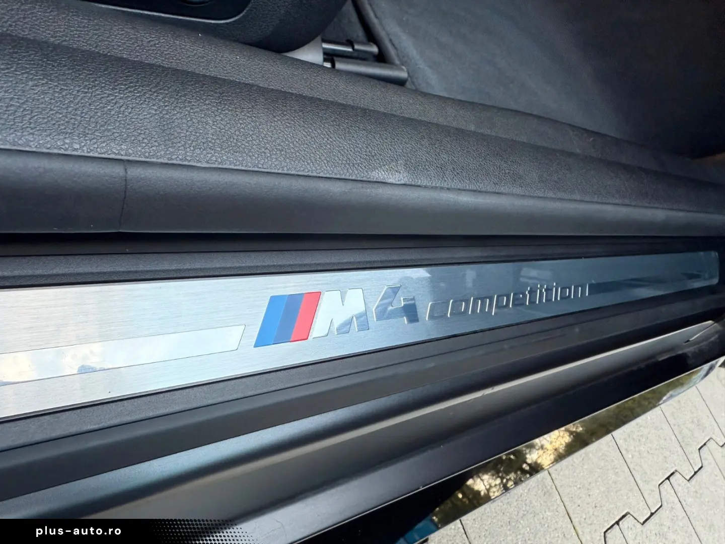 BMW M4 Coupe xDrive Competition   Premium Selection