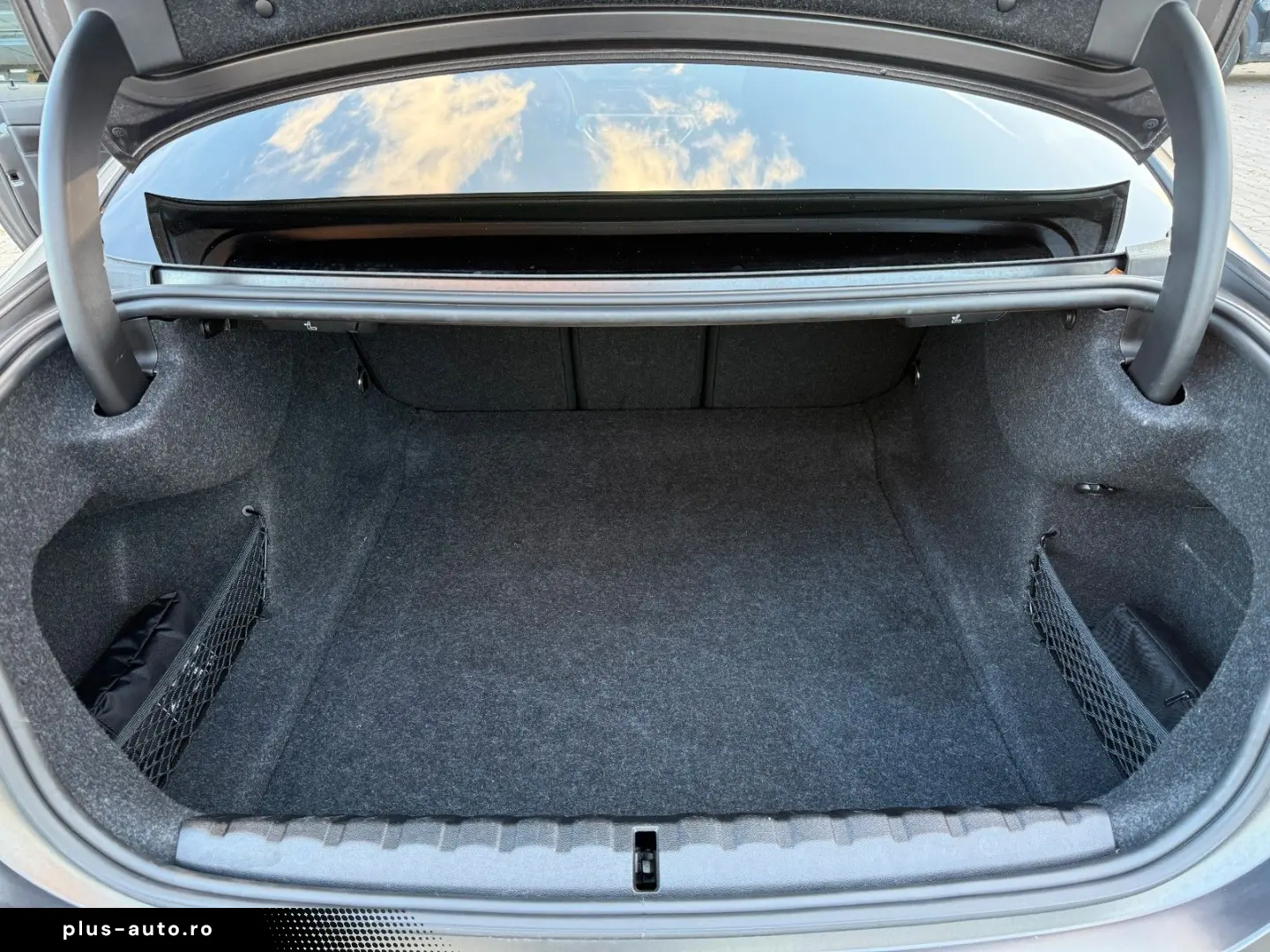 BMW M4 Coupe xDrive Competition   Premium Selection