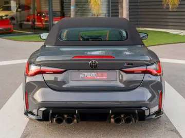 BMW M4 Competition M xDrive Cabrio