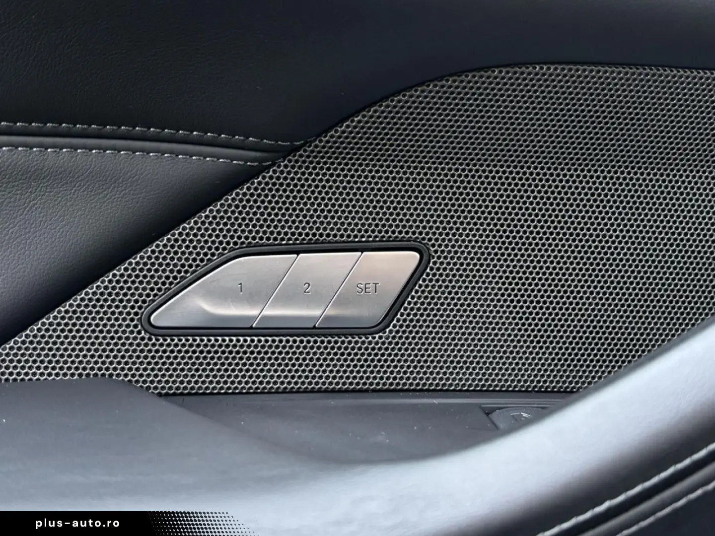 BMW M4 Compet.xDrive Carbon-Paket Sitze SurView ACC