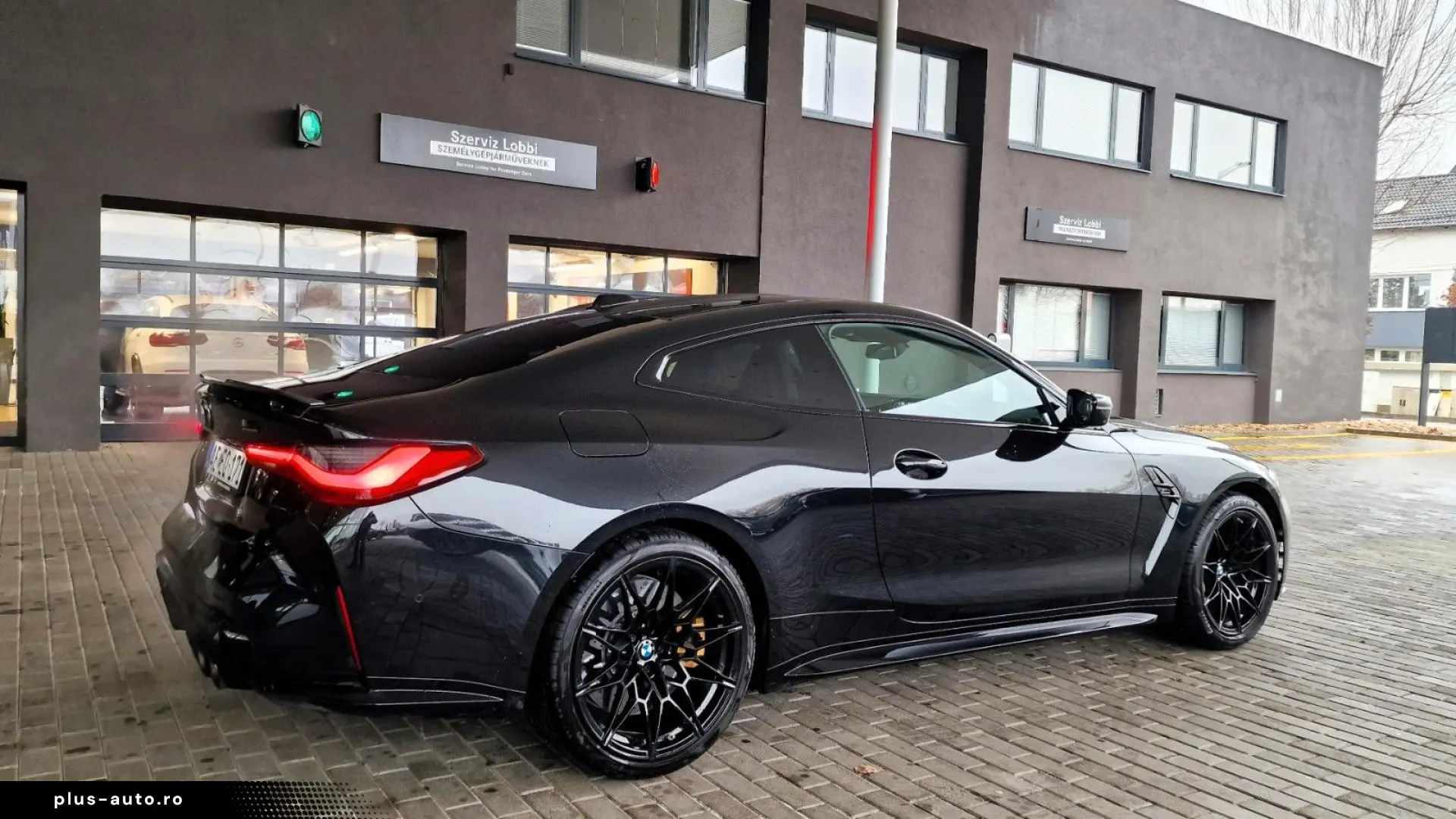 BMW M4 Coupe xD COMPETITION CARBONBR. HK STZH-BL FL