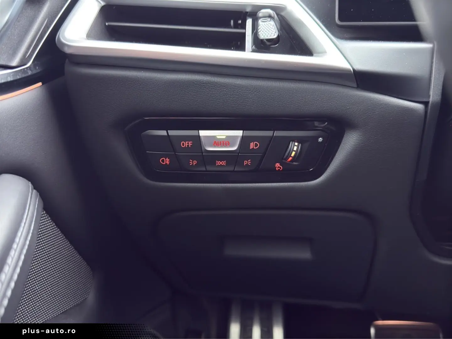 BMW M4 Competition Coupé M Carbon Schalensitze NP 12