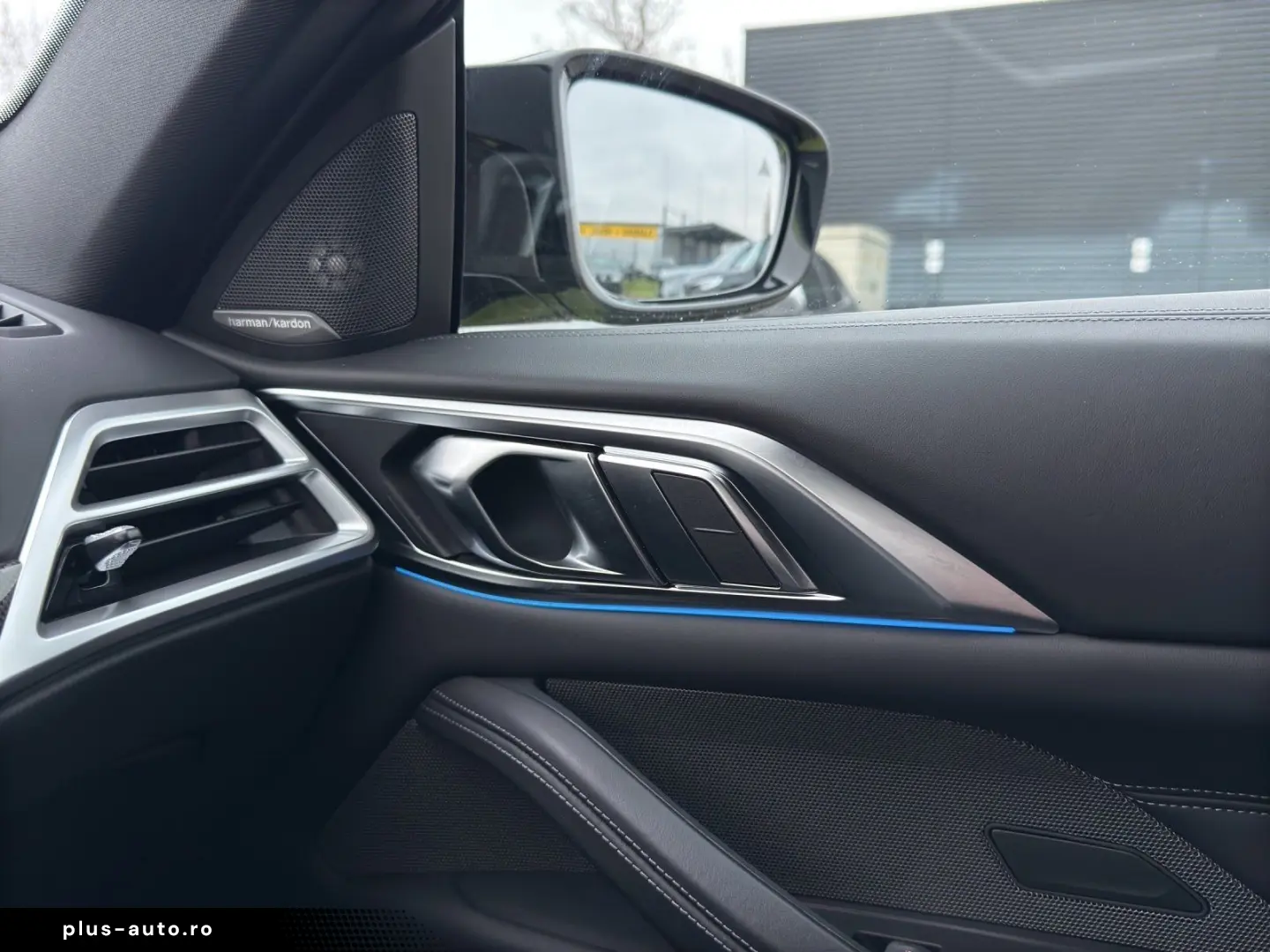 BMW M4 Competition Coupé M Carbon Schalensitze NP 12