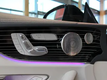 MERCEDES-BENZ E200 Coupe AMG 53 Optik Voll Designo N&hellip;