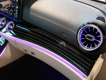 MERCEDES-BENZ E200 Coupe AMG 53 Optik Voll Designo N&hellip;