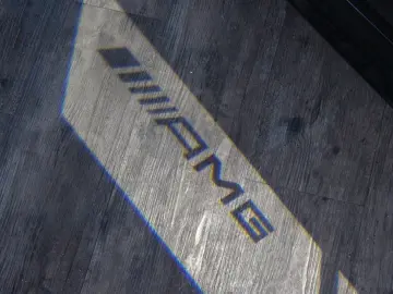 MERCEDES-BENZ E200 Coupe AMG 53 Optik Voll Designo N&hellip;