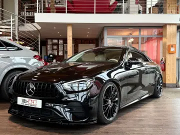 MERCEDES-BENZ E200 Coupe AMG 53 Optik Voll Designo N&hellip;